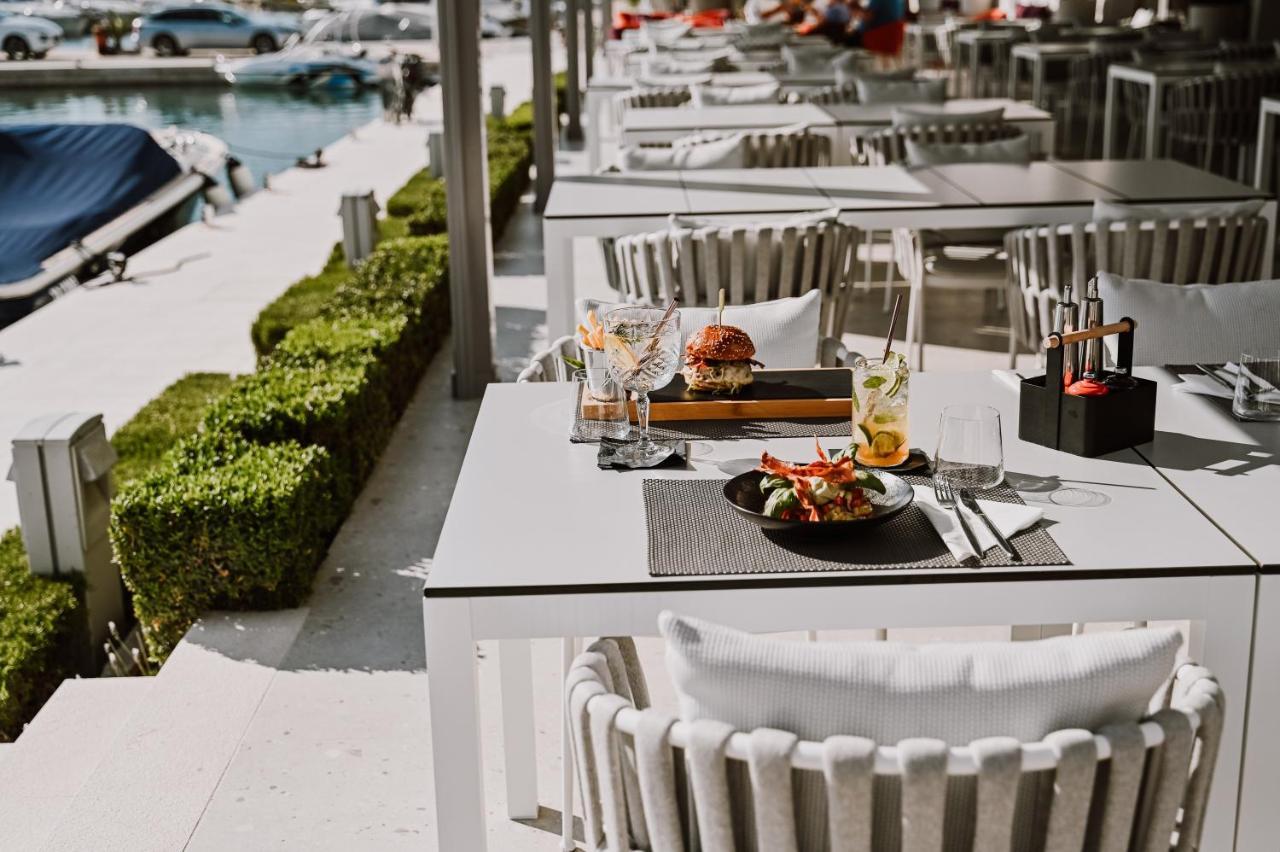 Hotel Stomorin-Marina Hramina Μούρτερ Εξωτερικό φωτογραφία