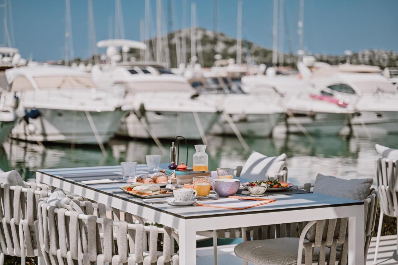 Hotel Stomorin-Marina Hramina Μούρτερ Εξωτερικό φωτογραφία