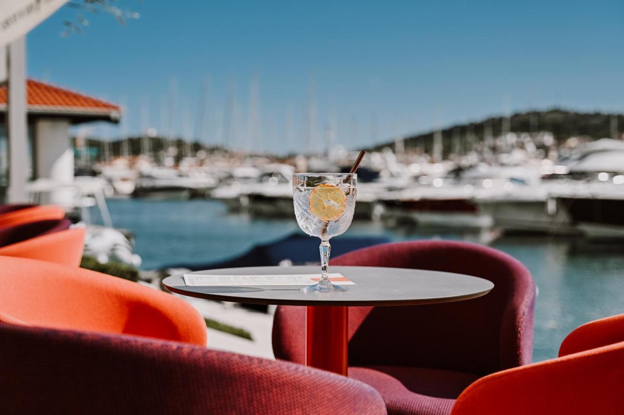 Hotel Stomorin-Marina Hramina Μούρτερ Εξωτερικό φωτογραφία